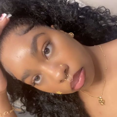 Arielrobin is Single in Phoenix, Arizona, 4