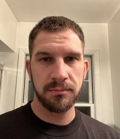 OwenL is Single in Duluth, Minnesota, 4