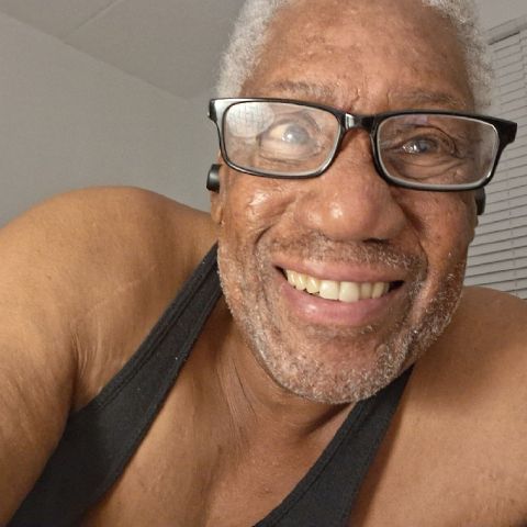 Gary252 is Single in Spring Valley, New York, 4
