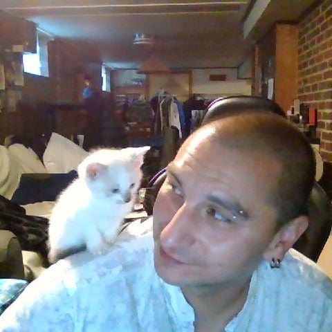 Oliver83