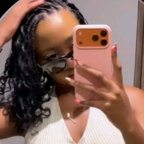 GiannaB