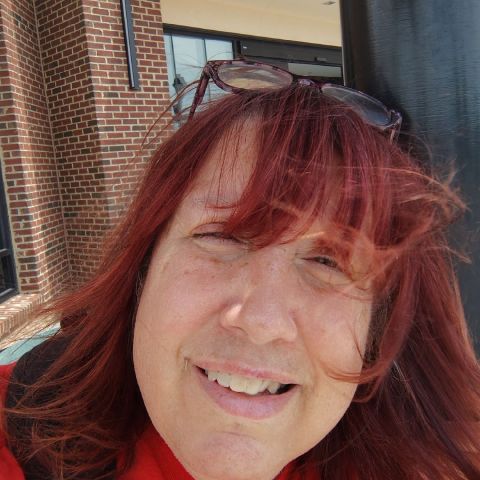 lorizubroski is Single in Lynchburg, Virginia, 2