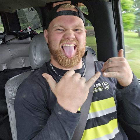 Jeremiah424 is Single in Deming, Washington, 2