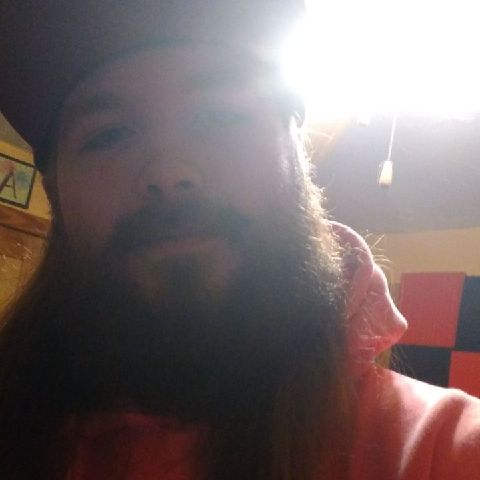 LoganBode is Single in Coventry, Rhode Island, 1