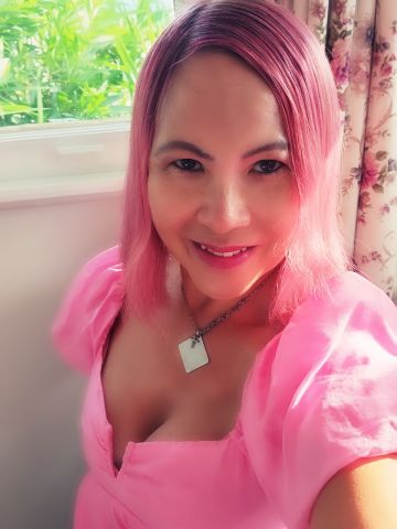 alv88 is Single in Little Mountain, Queensland, 6