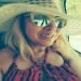 alv88 is Single in Little Mountain, Queensland, 7