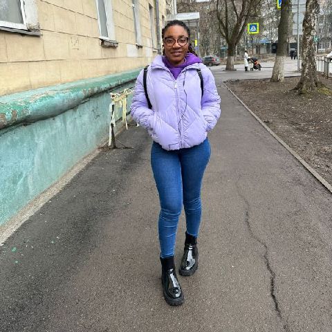 Liz3005 is Single in Freetown, Western Area, 4