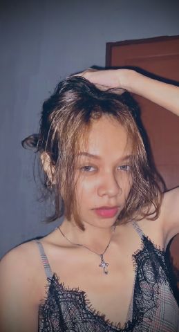 Chessca is Single in Ambon, Maluku, 2