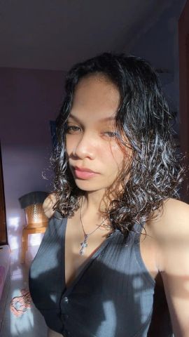 Chessca is Single in Ambon, Maluku, 4
