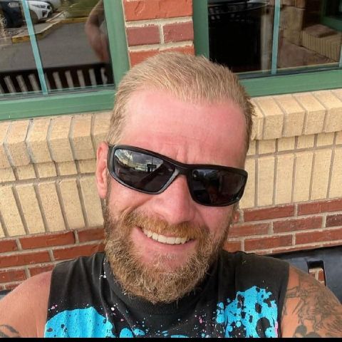 Krystopher is Single in Albuquerque, New Mexico, 4