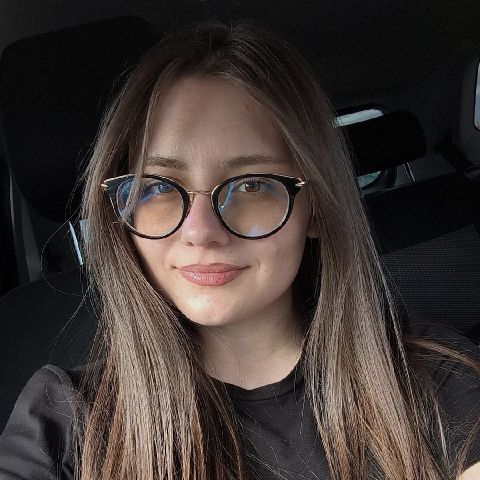 Delia_dely