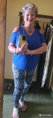 MsMonica52 is Single in Chambersburg, Pennsylvania, 4