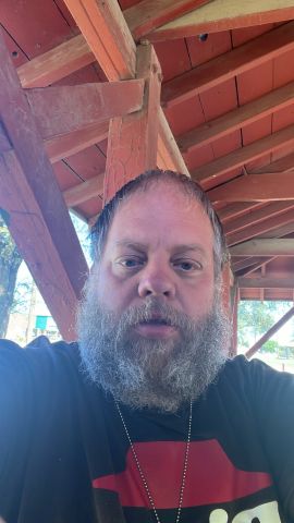 Zachar65 is Single in norton, Kansas, 3