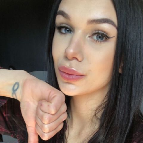 Oliviaella0