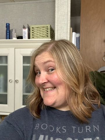 katiekyliancarey is Single in MELBOURNE, Florida, 3