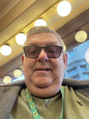 alr64 is Single in Kirkwall, Scotland, 3