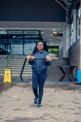 Bettykaranja23