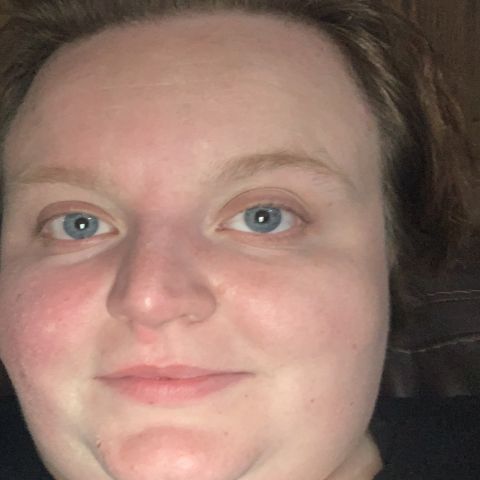 AmeliaAnderson is Single in Ocean Springs, Mississippi, 2