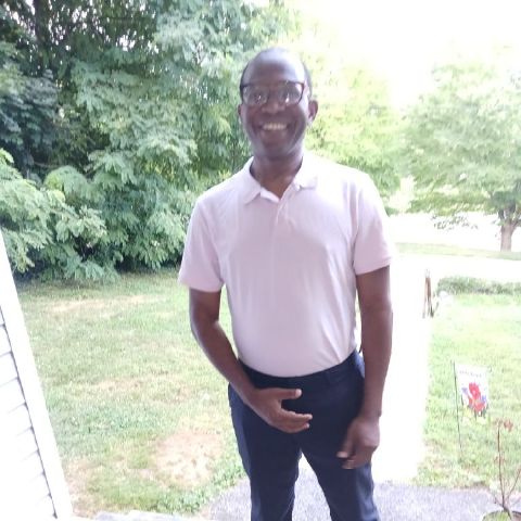 kzeblon is Single in Blacksburg, Virginia, 9