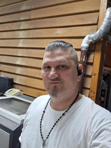 Outlawstar is Single in Columbus, Mississippi, 3