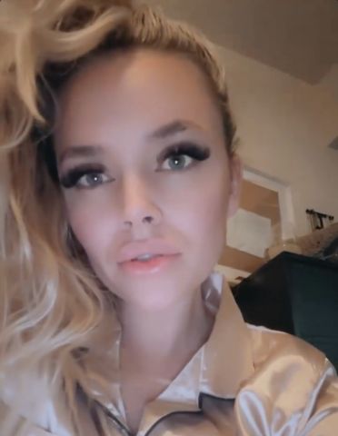 Debbie933