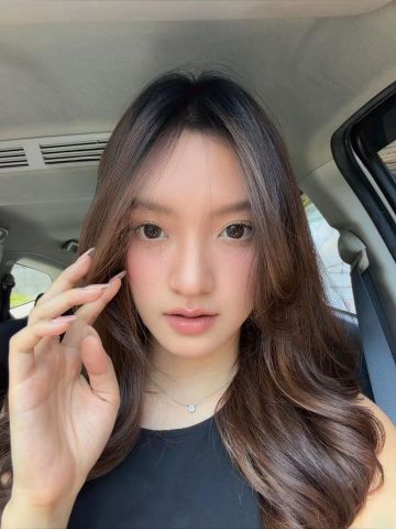 valeriecarera04