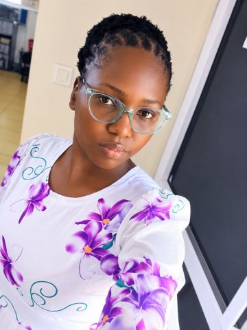 Emilyarachi04