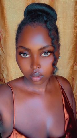NaomiNa