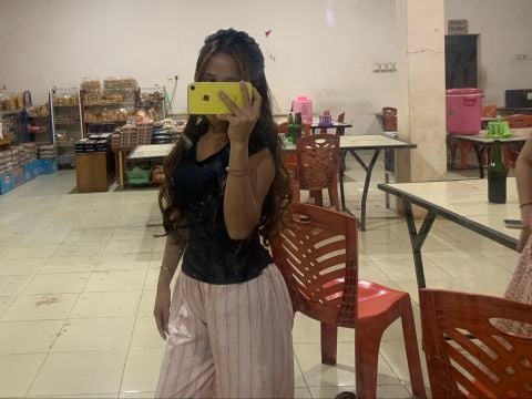indah28