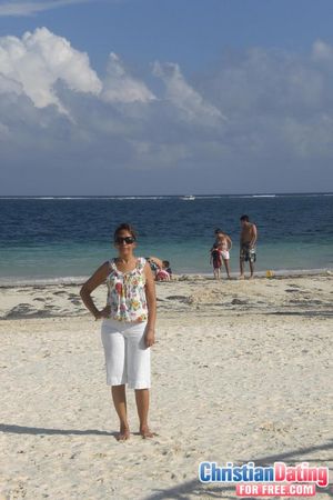 LUCKYBORJA is Single in CANCUN, Quintana Roo, 3
