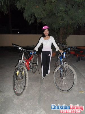 womanoftheword is Single in from Baguio Philippines, Viangchan, 7