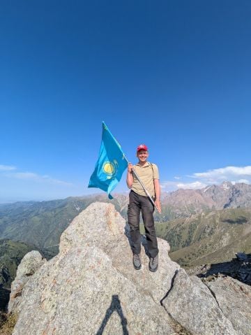 john19842 is Single in Stoke on Trent, England, 3