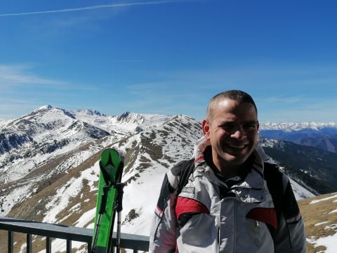 john19842 is Single in Stoke on Trent, England, 7