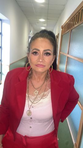 Lorna7777 is Single in Belfast, Northern Ireland, 5